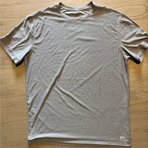 Vuori Men's Crew Tee never worn